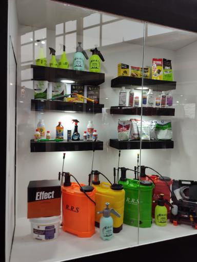 عکس سم فروشی، کود، بذر، سمپاش و لوازم کشاورزی ایمن سپهر