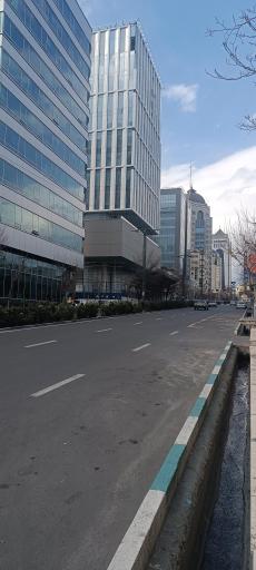 عکس اداره کل توسعه سیستم‌های بانک ملی ایران