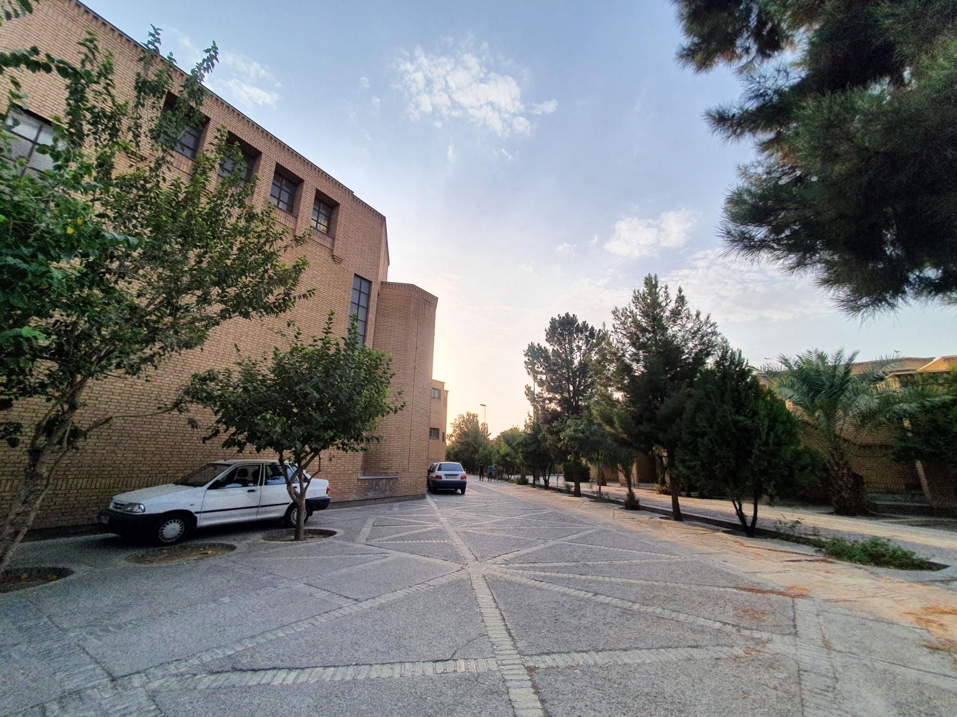 عکس مجتمع مدينة العلم