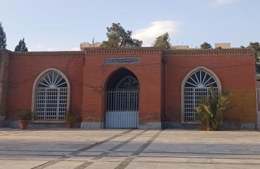 عکس مقبره‌های تاریخی امامزاده عبدالله