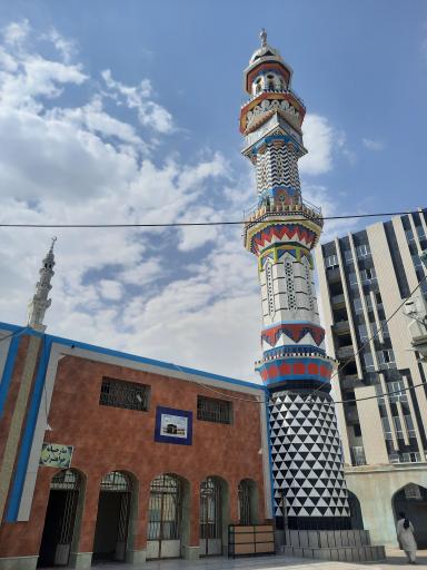 عکس مسجد و مدرسه دینی إشاعة التوحید