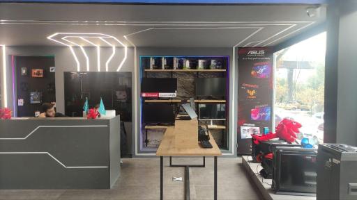 عکس مرکز پخش لپ تاپ و کامپیوتر آرکادیجی