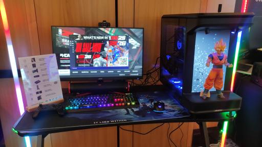 عکس مرکز پخش لپ تاپ و کامپیوتر آرکادیجی