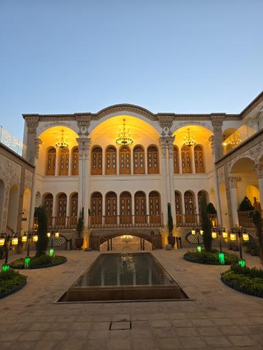 عکس بوتیک هتل عمارت آقا حسینی