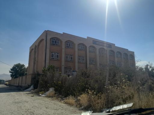 عکس دبیرستان دخترانه احمد قبائیان