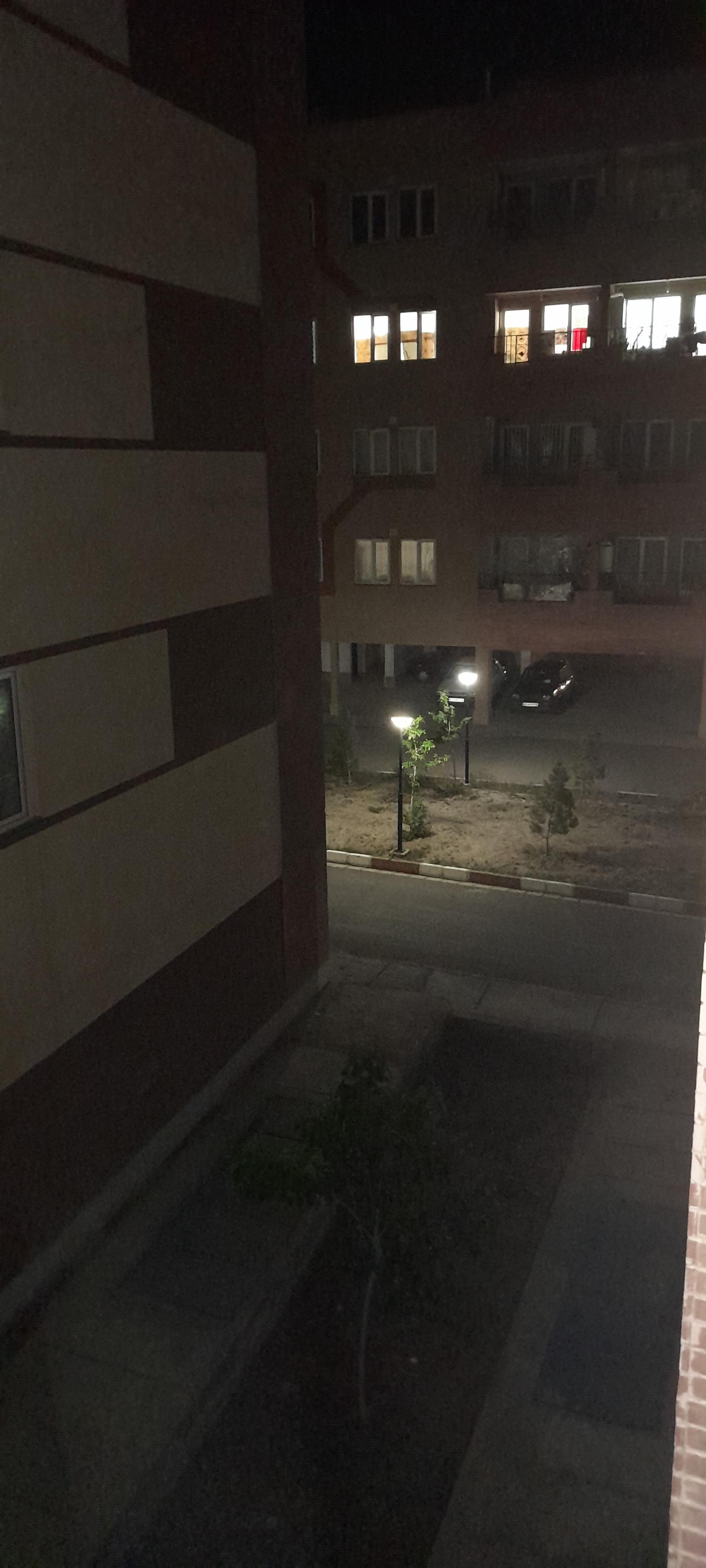 عکس مجتمع مسکونی فرش مشهد