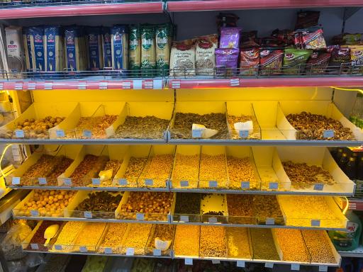 هایپرمارکت آریایی شعبه ۲