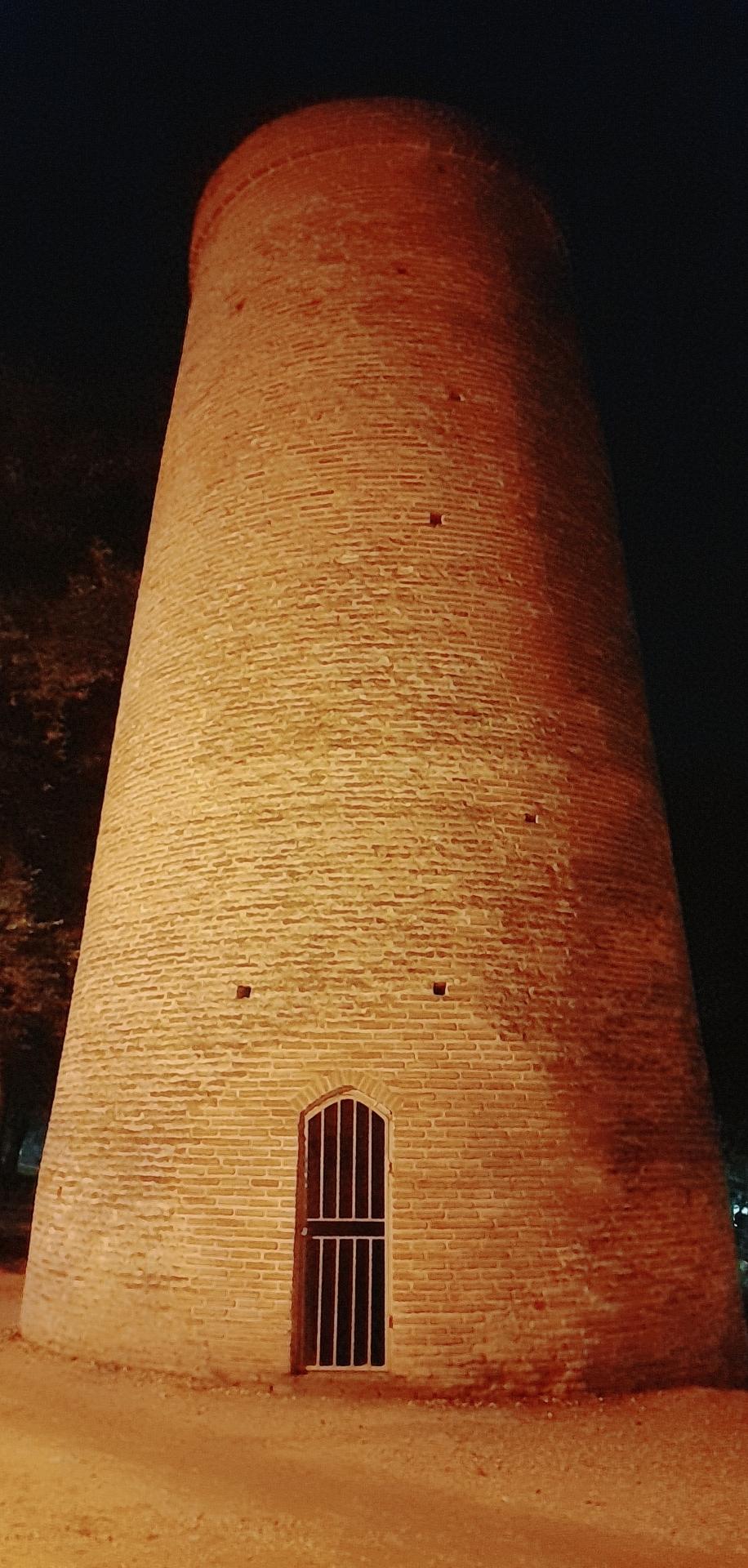 عکس برج دیده بانی عباس آباد 