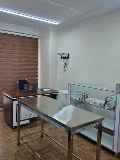 عکس کلینیک دامپزشکی لارا