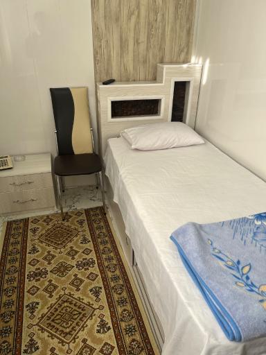 عکس مهمانپذیر استقلال