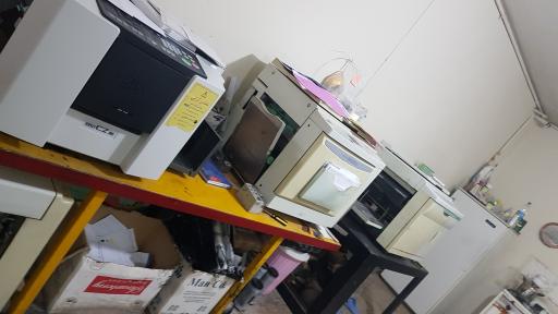 عکس خدمات چاپ طلایی