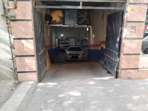 هنرکده اتومبیل