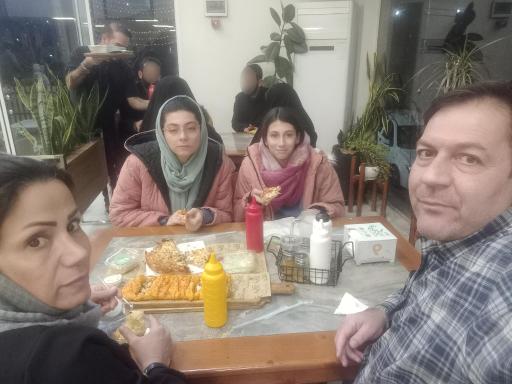 عکس قرمه برگر