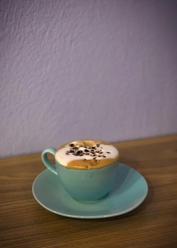 عکس کافه قنادی ماهلین 