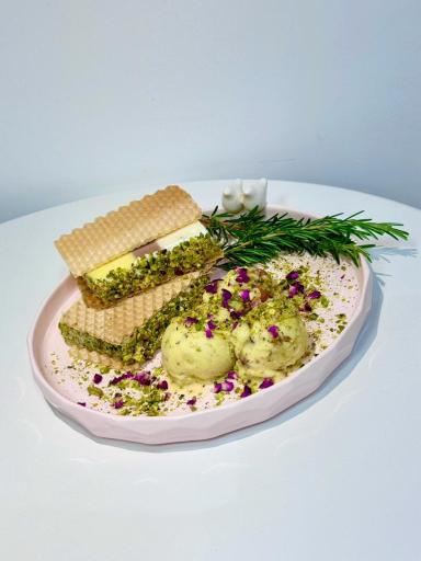 عکس آبمیوه بستنی دایی رضا 