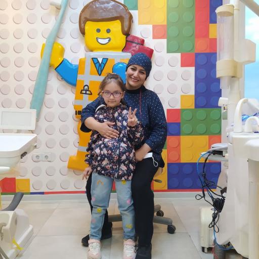 عکس دندانپزشکی کودکان دکتر بهاره ناظمی