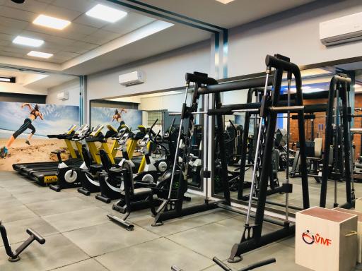 عکس باشگاه فیتنس و بدنسازی بانوان آداک