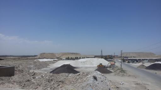 عکس انبار پوکه زلفی