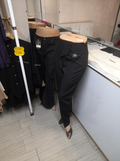 عکس فروشگاه زیباوران(تای سیز)