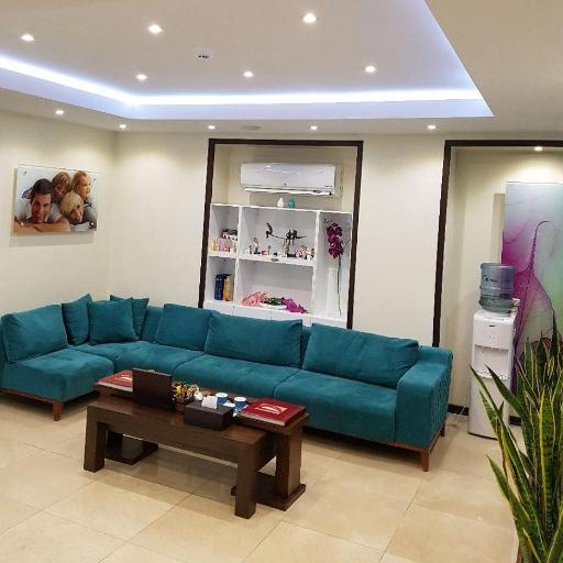 عکس دندانپزشکی دکتر شبنم شریفی میلانی