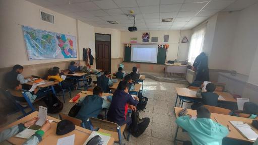 عکس دبستان پسرانه شهید اندرزگو