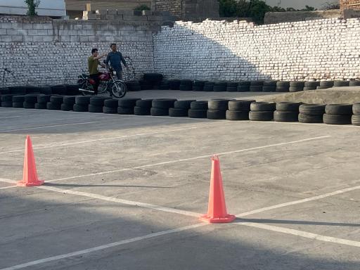 عکس آموزشگاه رانندگی میلاد