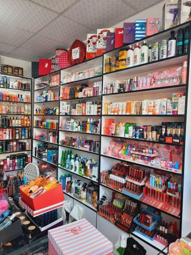 عکس آرایشی ترانه