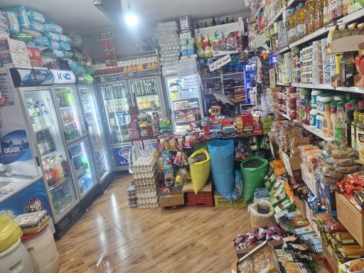 عکس سوپر مارکت آراد