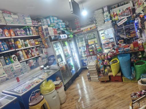 عکس سوپر مارکت آراد