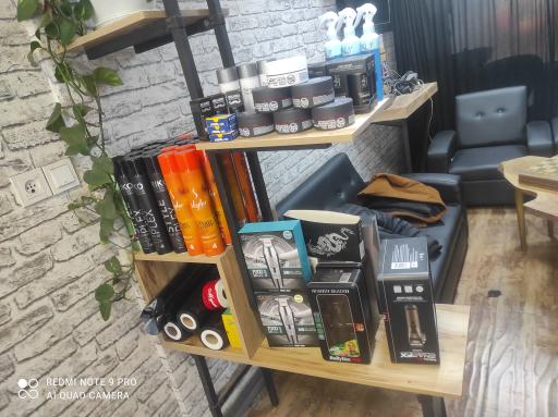 عکس سالن آرایش مردانه سجادکات