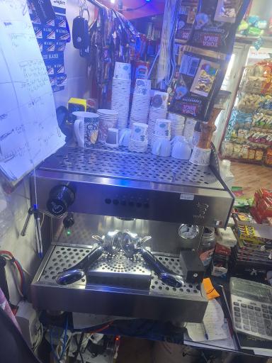 عکس سوپر مارکت آراد