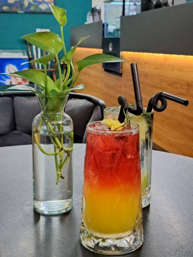 عکس کافه رستوران آرتا 