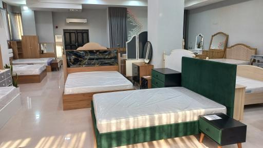 عکس فروشگاه سرویس خواب و مبلمان چوب برگ