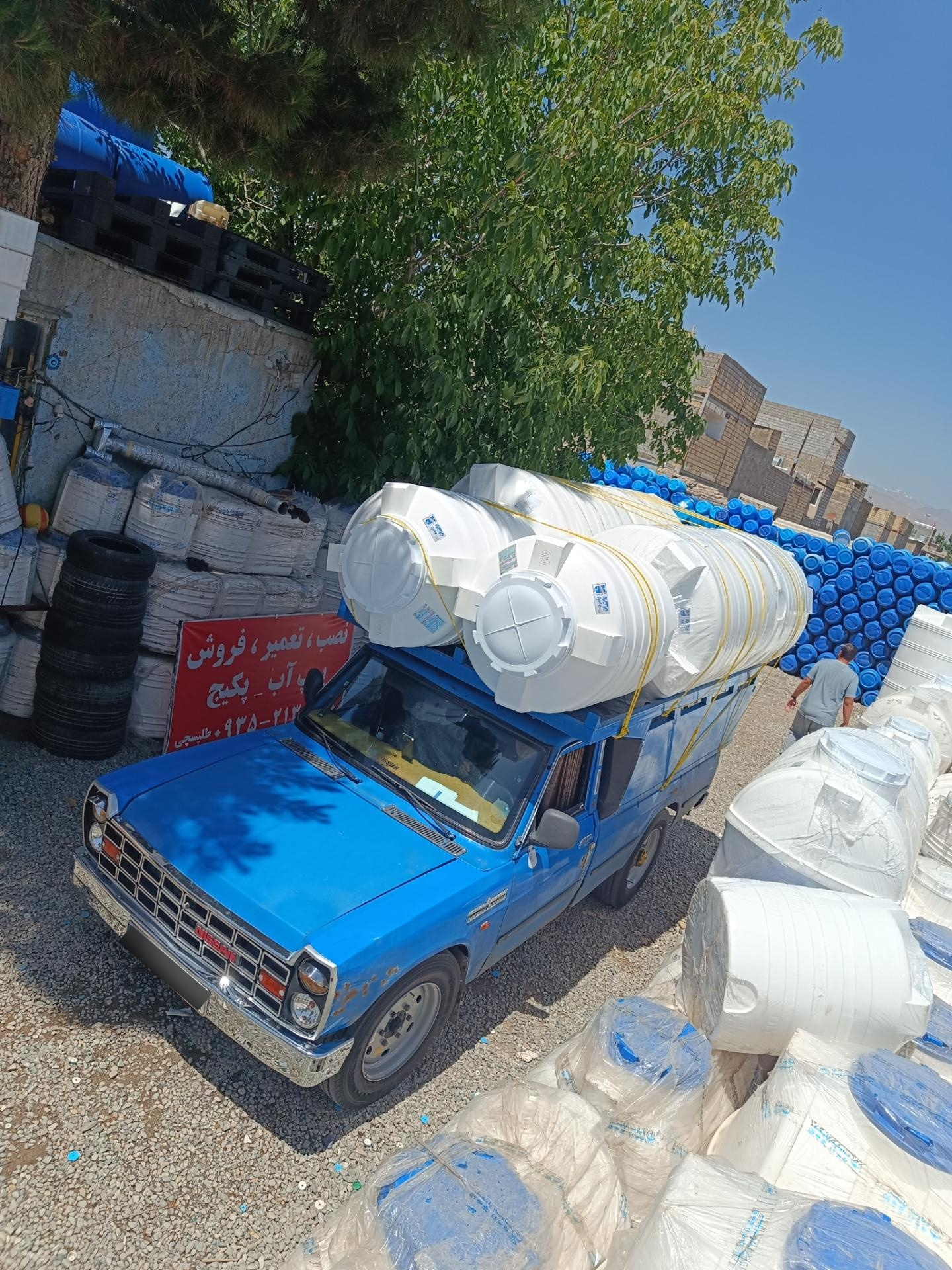 عکس پخش مخازن پلی اتیلن تک