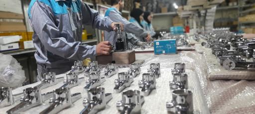 عکس کارخانه شیرآلات پارسیان