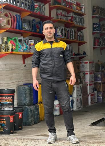 عکس تعویض روغن جواد