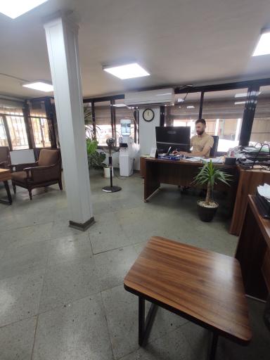 عکس بازرگانی لقایی ( دفتر شادآباد )