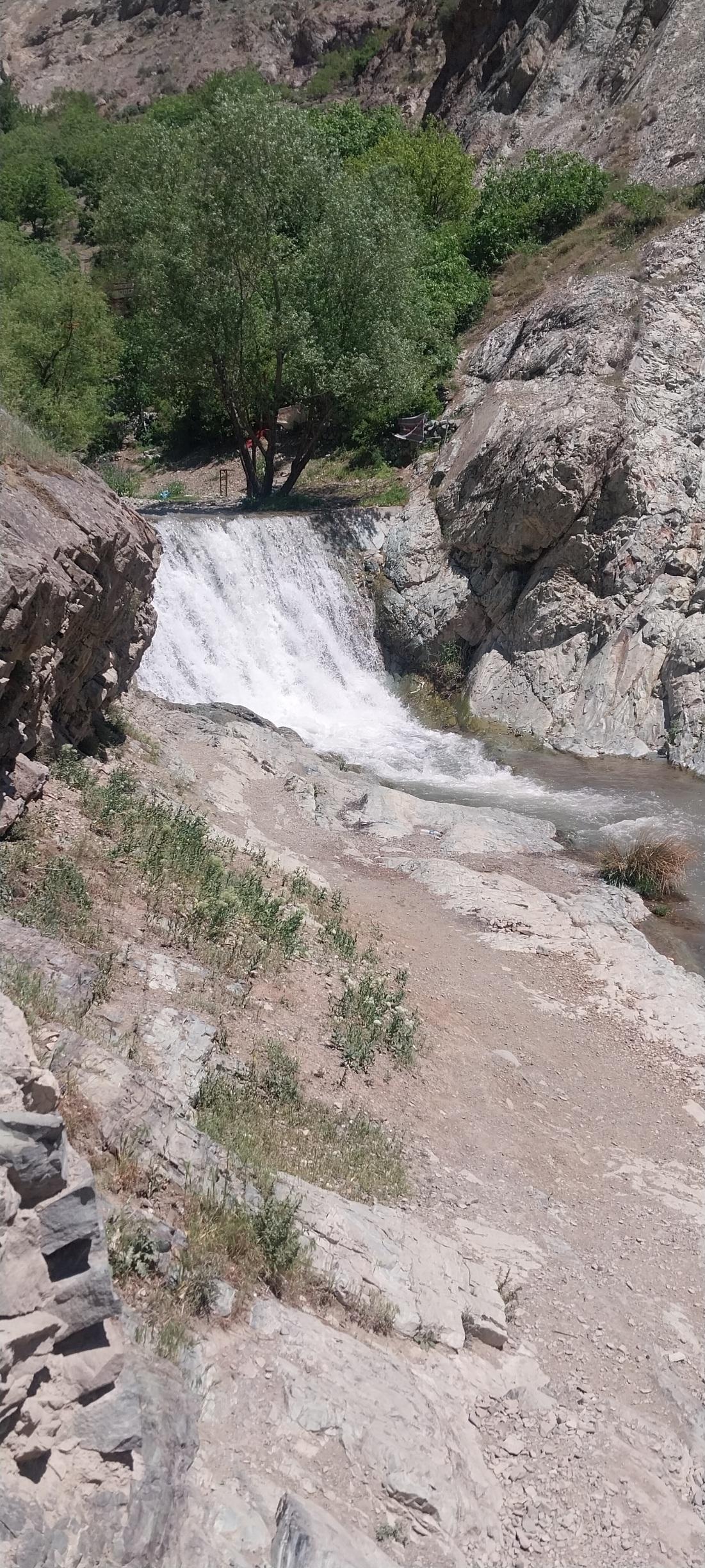 عکس آبشار درکه