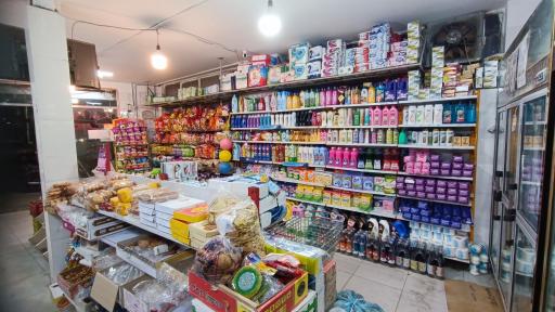 عکس سوپر مارکت صداقت