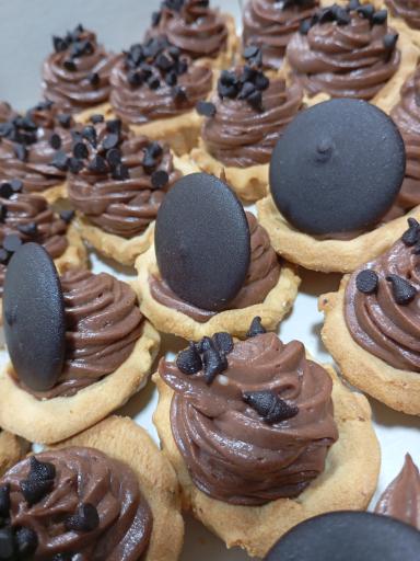 عکس دسر،شیرینی ترنم بهاری