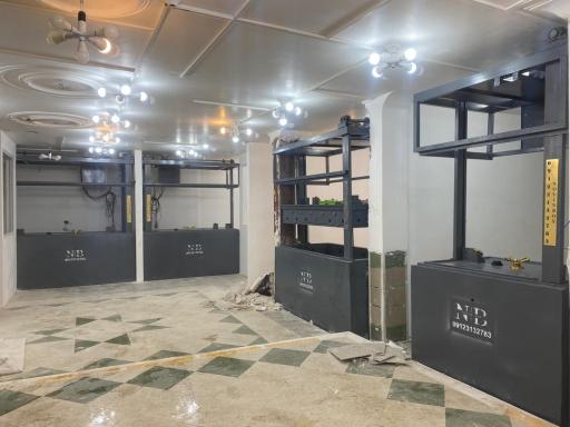 عکس گاوصندوق آسانسوری وزیرویترینی نوین باکس