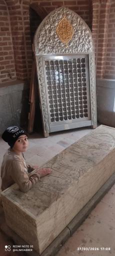 عکس آرامگاه آلاقا عبدالغنی العاملی