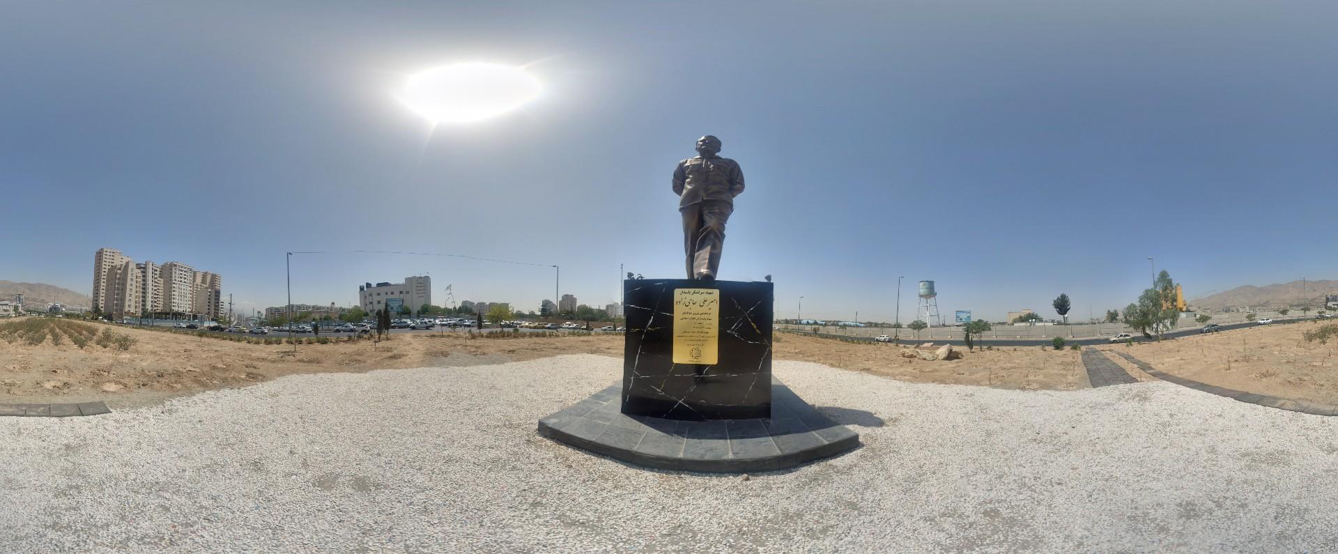 عکس میدان شهید حاجی‌ زاده