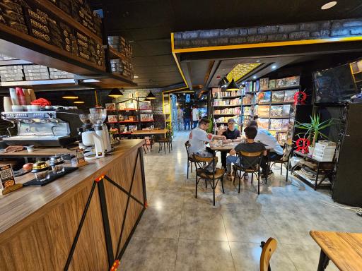 عکس مجتمع تفریحی اکسین گیم 