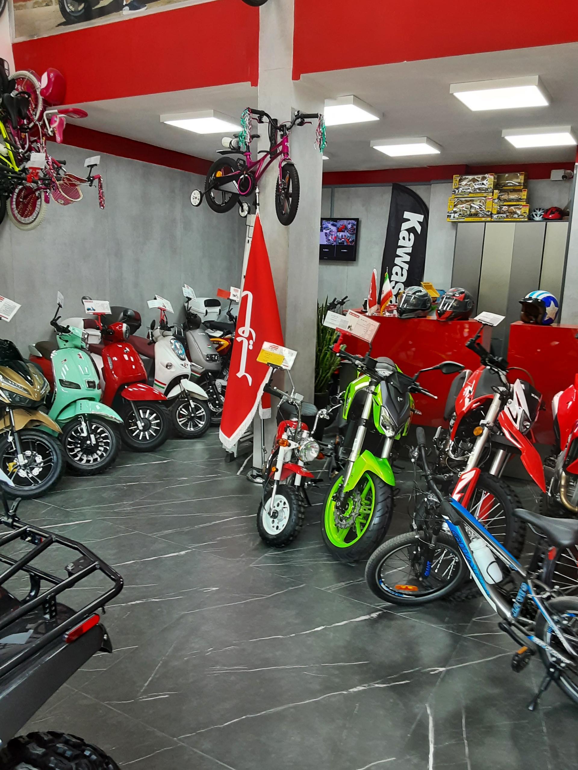 عکس کویر موتور چمران