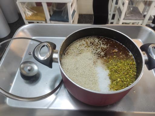 عکس آش و هلیم آدرین