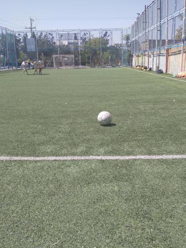 عکس زمین چمن مصنوعی ولایت شهرداری مشهد