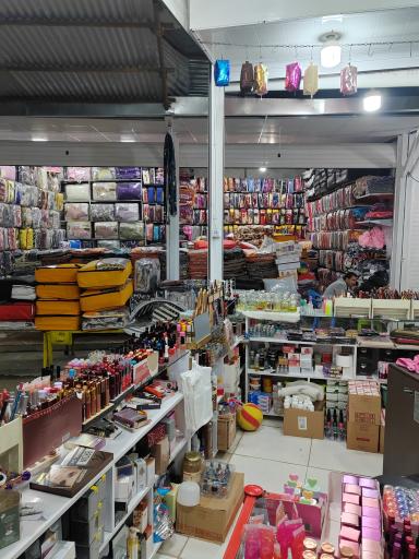 عکس لوازم آرایشی و بهداشتی چشمک