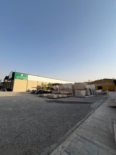 عکس کارخانه سنگ نگین سبز