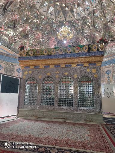 عکس آرامگاه خواجه مراد